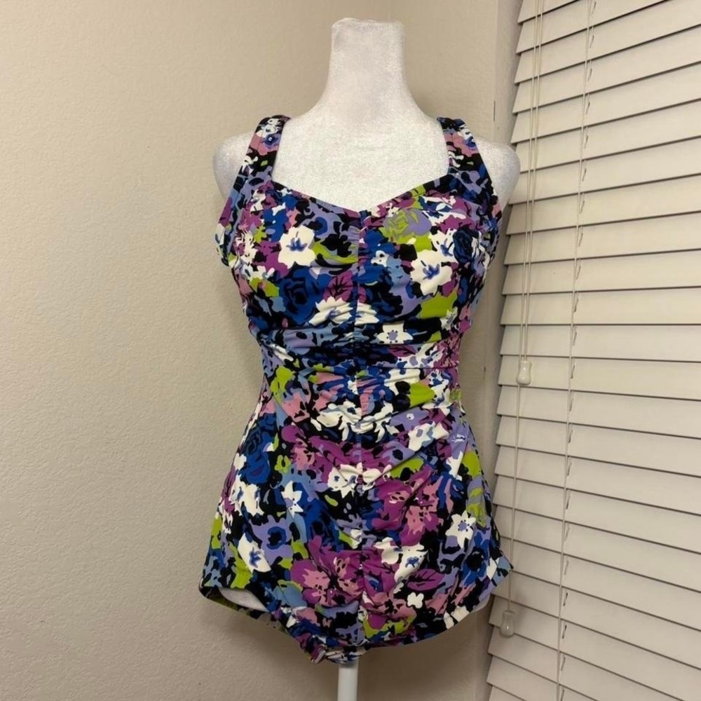 Maxine of Hollywood swimsuit one piece blue purple‎ floral size 14 bathing suit